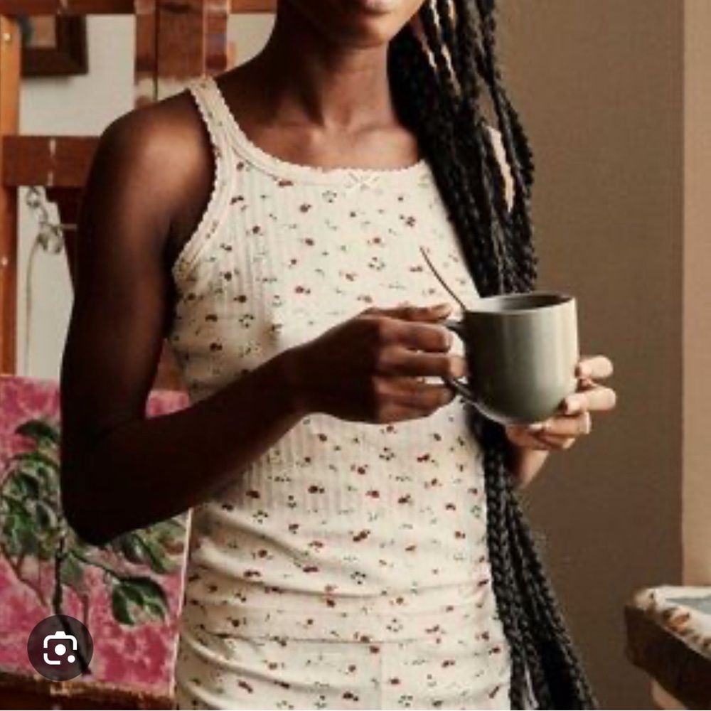 Doen seine tank in strawberry, M